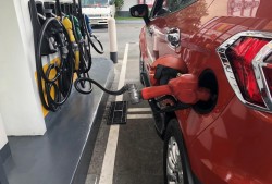 Big time pump price hike set Tuesday 