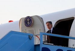 Blinken arrives in Middle East seeking Gaza ceasefire, Hamas says Israel thwarts efforts 
